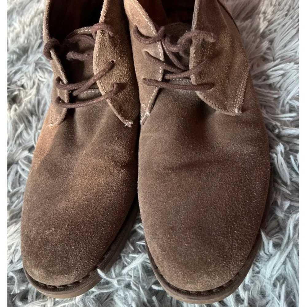 Arnie Suede Chukka Boots